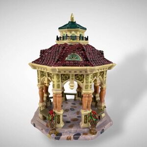 Lemax Gazebo Carole Towne 2005 Christmas Village Ceramic Box Included